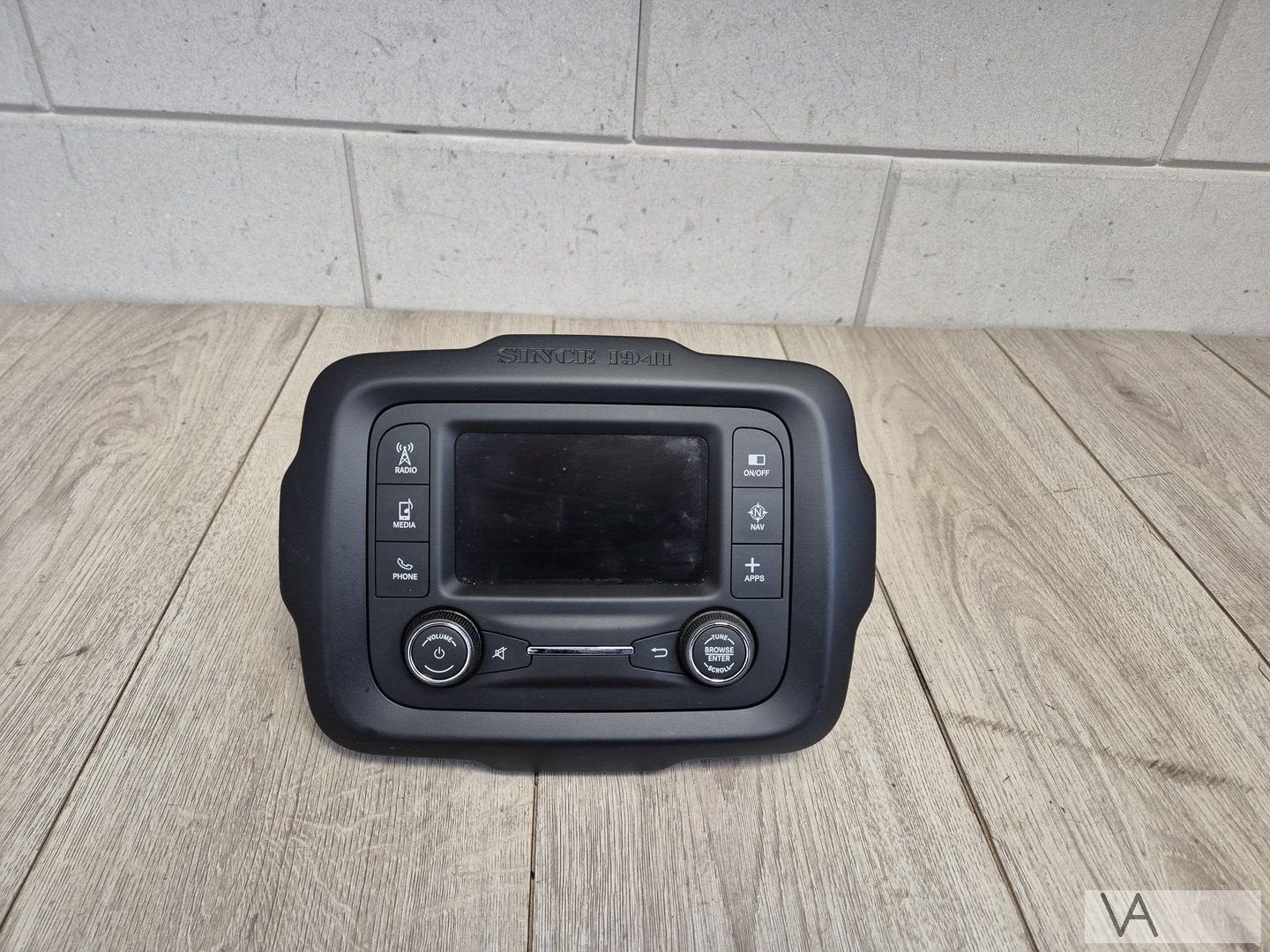 Jeep Renegade 2014 - 2020 radio met navigatie functie €300, Auto-onderdelen, Jeep, Gebruikt, -, -