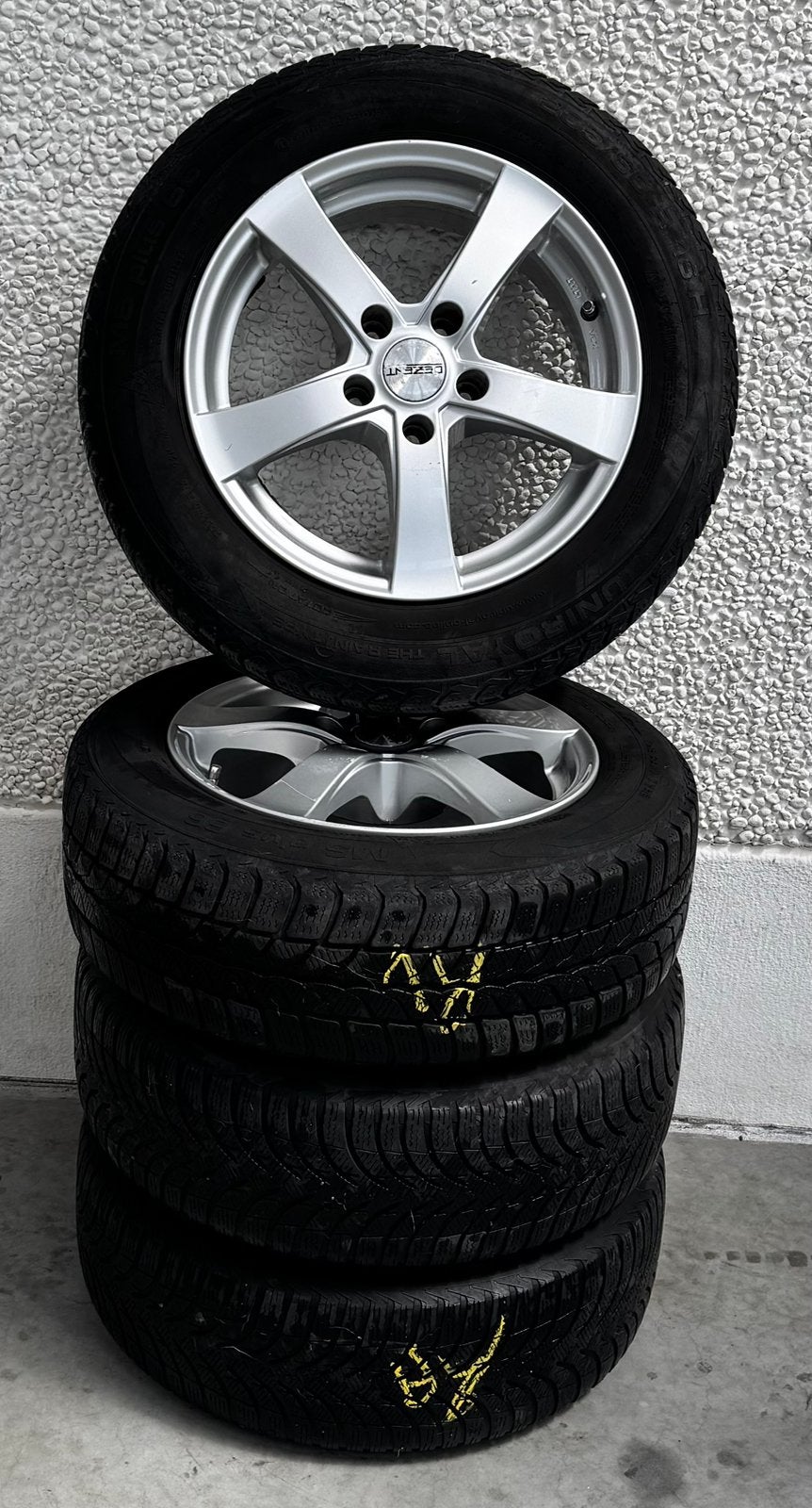 Nissan Set alu velgen banden, Auto-onderdelen, Ophalen, Gebruikt, Michelin, 16 inch