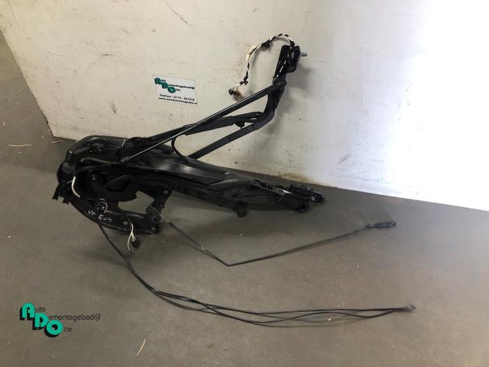 Charnière toit escamotable d'un Volkswagen Eos, Autos : Pièces & Accessoires, Autres pièces automobiles, Volkswagen, Utilisé, 3 mois de garantie