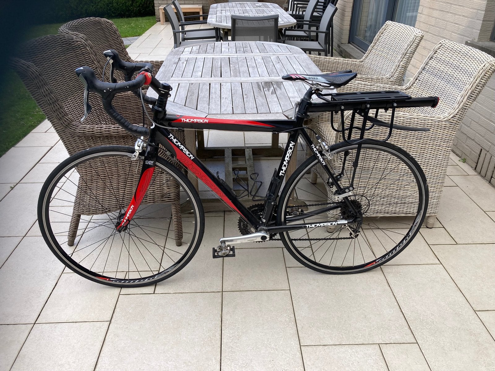 Koersfiets Thompson Helium., 28 inch, Gebruikt, Velgrem, 49 tot 53 cm