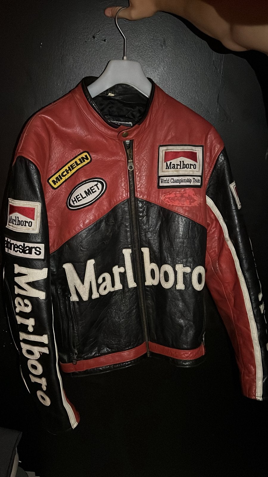 Vintage motorjas, Enlèvement