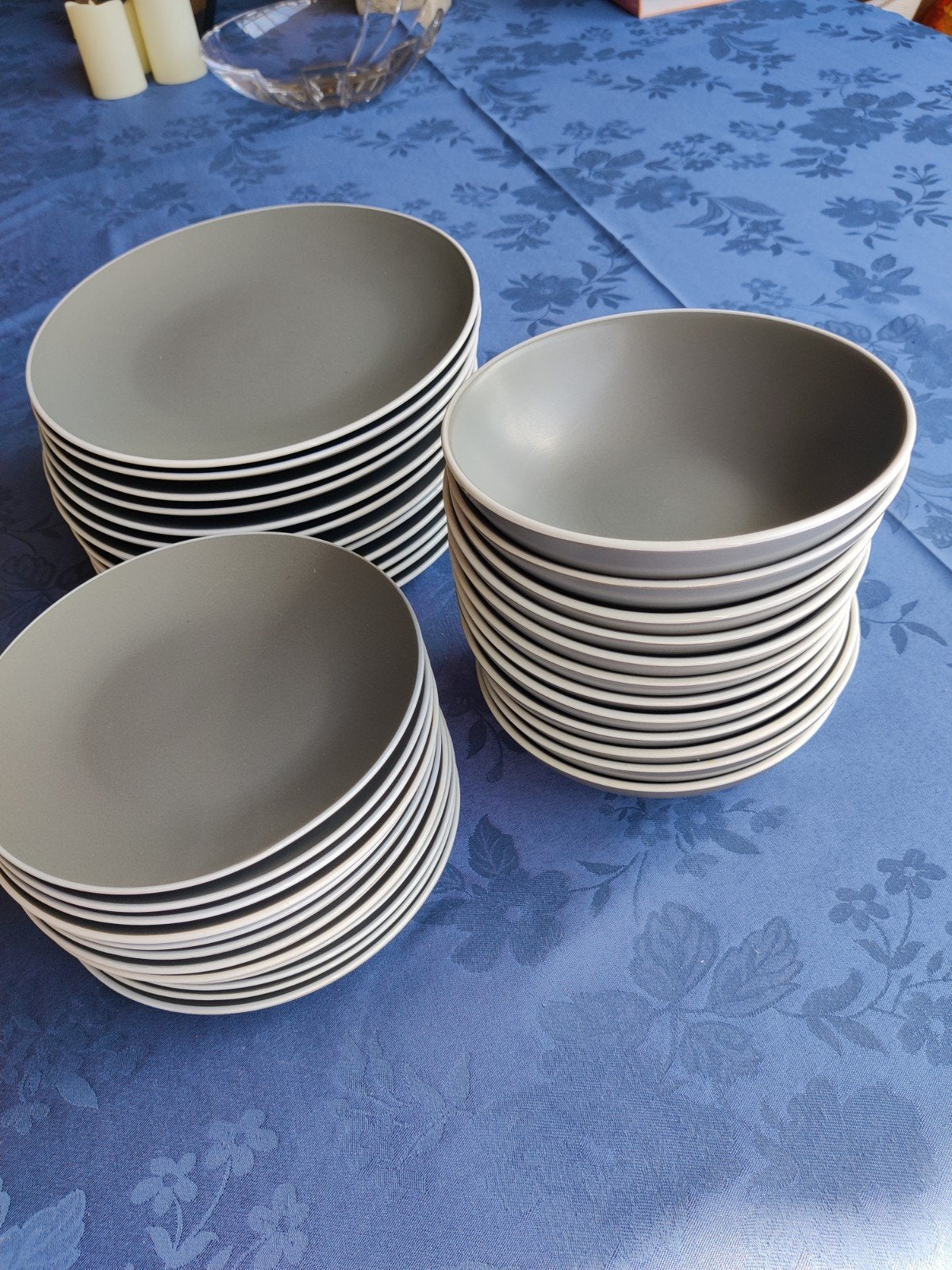 36-delig servies Hamilton Lodge (12-persoons) – Mat Gri, Huis en Inrichting, Ophalen, Bord(en)