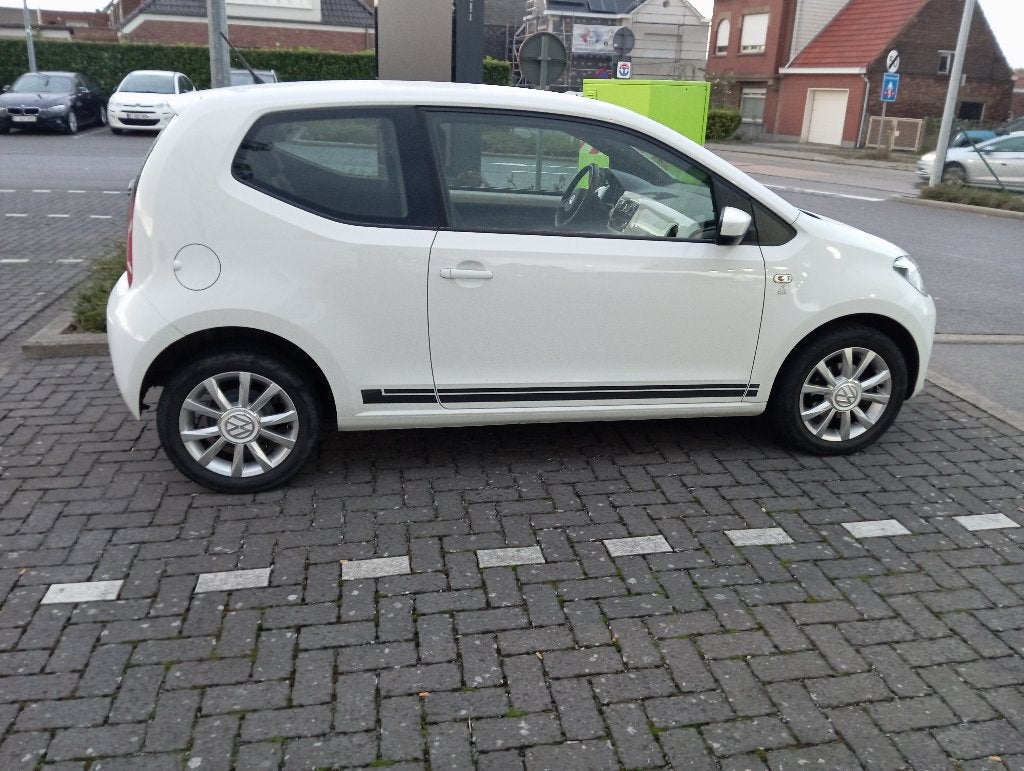 VW UP Slechts 42.000 km ! ! !, Autos, Euro 5, Achat, Up!, Boîte manuelle