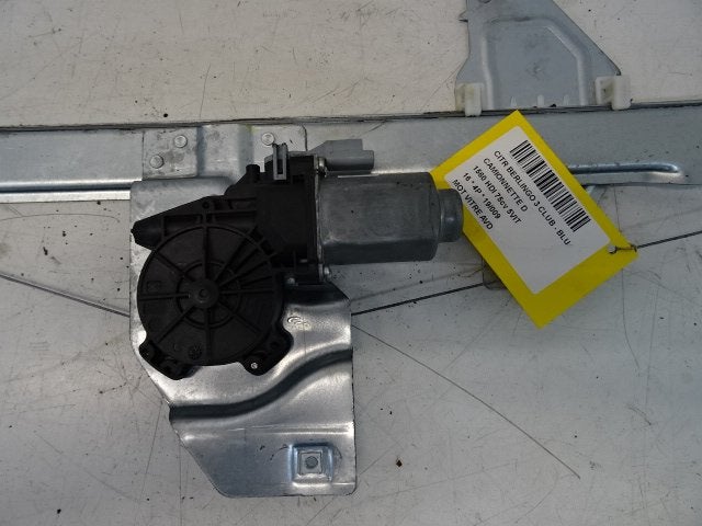 MOTOR RAAMMECHANIEK RECHTS VOOR Citroën Berlingo (402104B), Gebruikt, Voor, Citroën