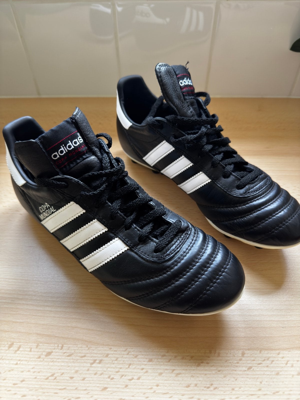 Adidas Copa Mundial - 40 2/3, Enlèvement, Comme neuf, Chaussures