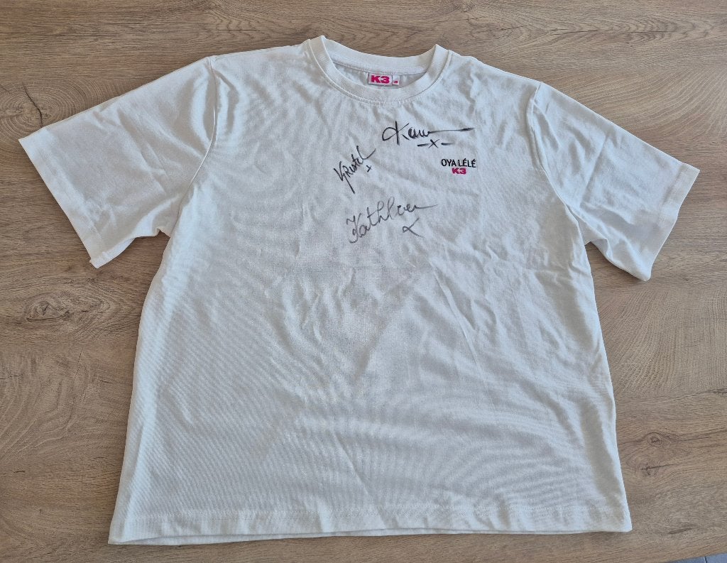 Gesigneerde t-shirt k3 originals, Collections, Vêtements & Patrons, Enlèvement ou Envoi, Neuf, Chemise, K3