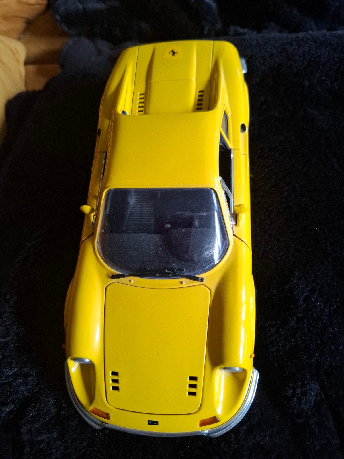 Ferrari dino 246 GT 1/18ieme 1970, Enlèvement ou Envoi, Comme neuf, Voiture, Hot Wheels