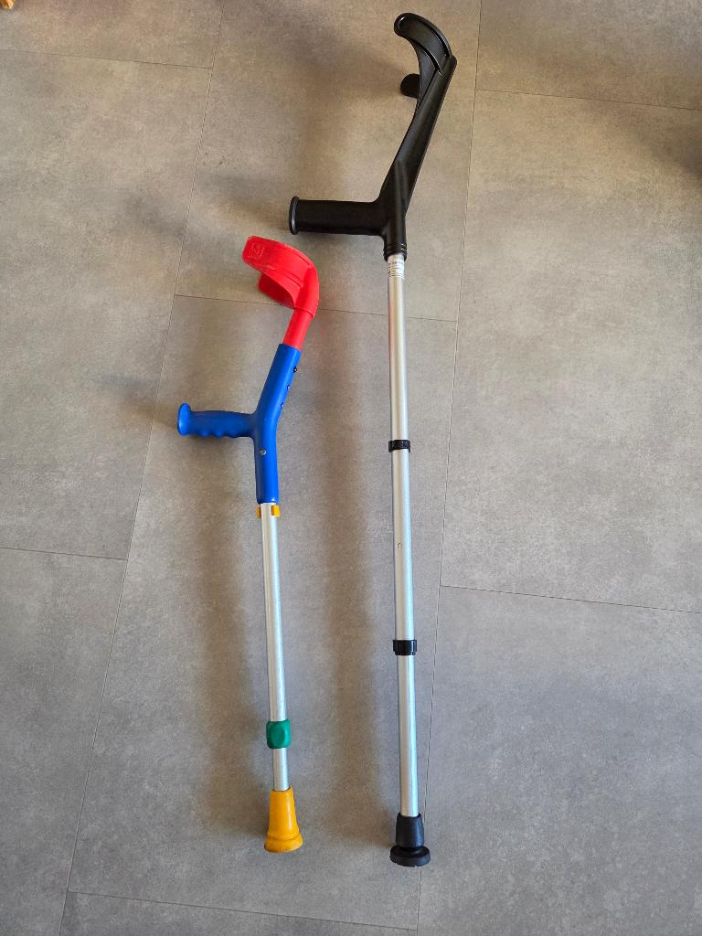 Béquilles pour adulte et enfant, Ophalen of Verzenden