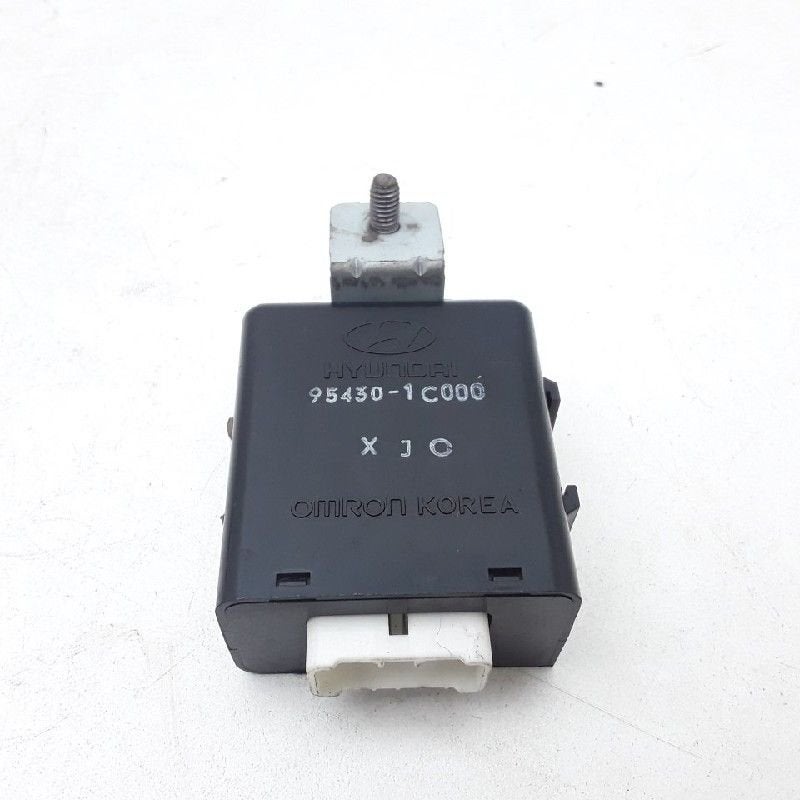 RELAIS Hyundai Getz (01-2002/12-2010) (|954301C000|), Gebruikt, Hyundai