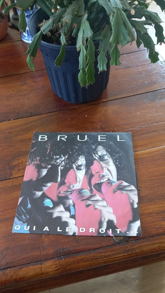 Vinyl (45t) Patrick bruel "qui a le droit", Enlèvement, Comme neuf, Pop
