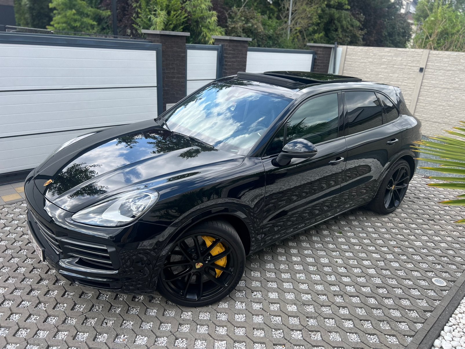 Porsche Cayenne Platinum Edition 3.0 Benzine Hybride Full, Automaat, Cayenne, Lichtsensor, Zwart