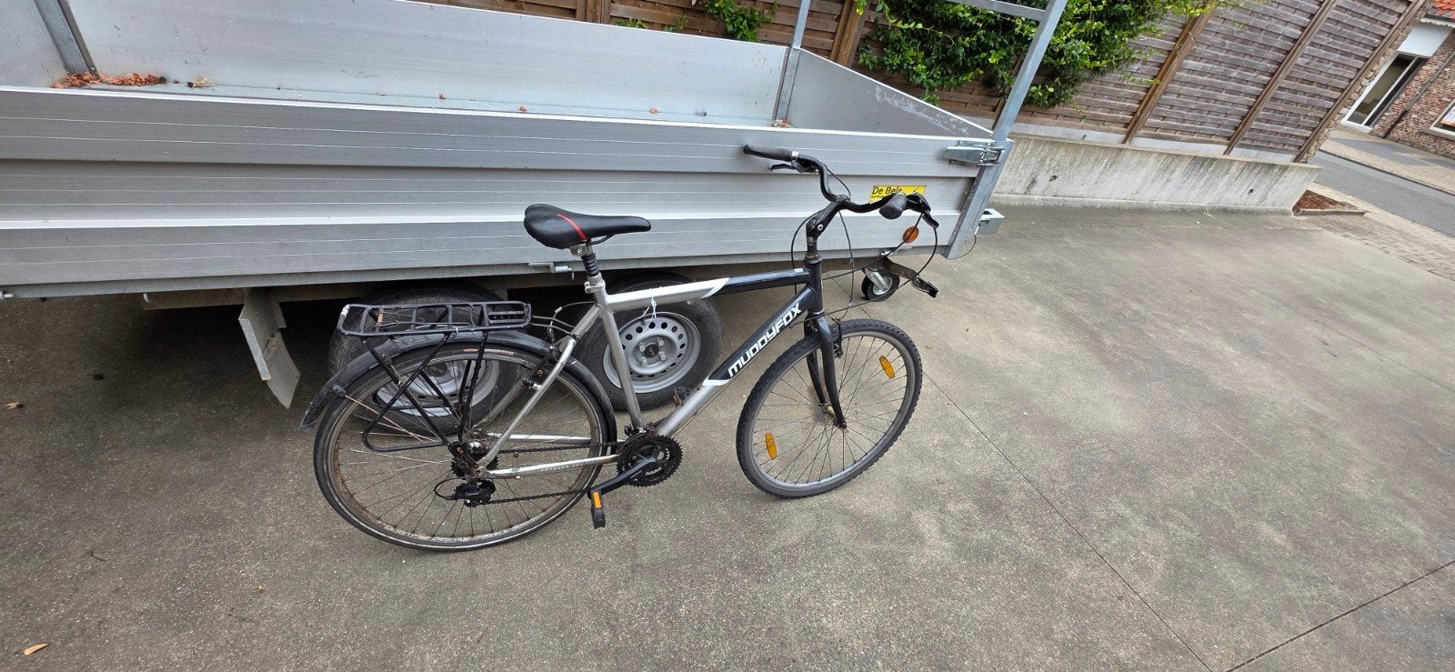 Te koop: 27 inch fiets in goede staat
​Staat: Gebruikt, maar, Enlèvement