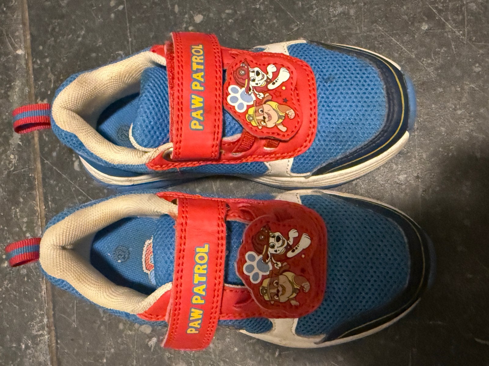 Schoenen paw patrol, Kinderen en Baby's, Ophalen, Schoenen, Zo goed als nieuw, Jongen