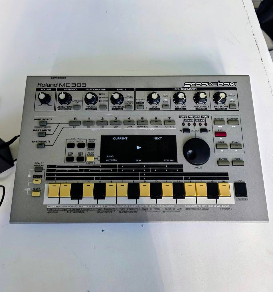 Roland mc 303, Enlèvement ou Envoi, Roland