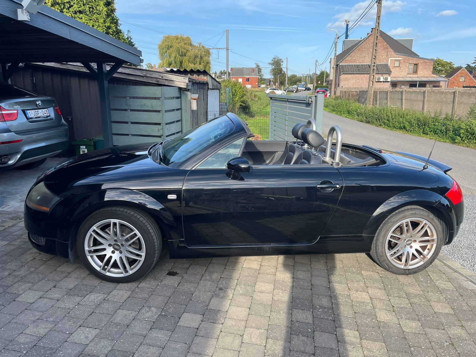 Audi tt cabrio 1.8 turbo, Autos, Cuir, Cabriolet, Boîte manuelle, Noir