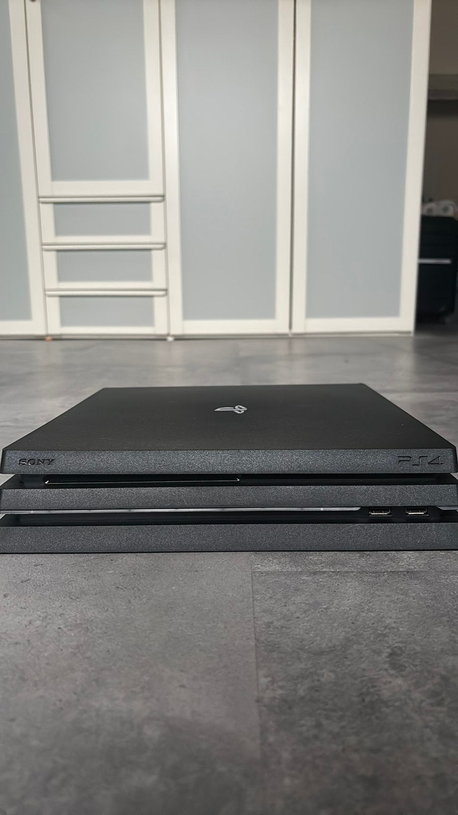 playstation4 + 2 controllers + racestuur + 13 games + kabels, Games en Spelcomputers, Spelcomputers | Sony PlayStation 4, Ophalen