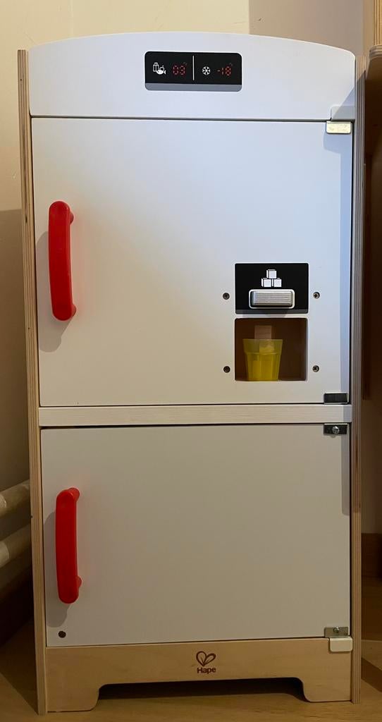 Frigo en bois Hape - jeu cuisine enfant, Enfants & Bébés, Enlèvement, Comme neuf, Bois