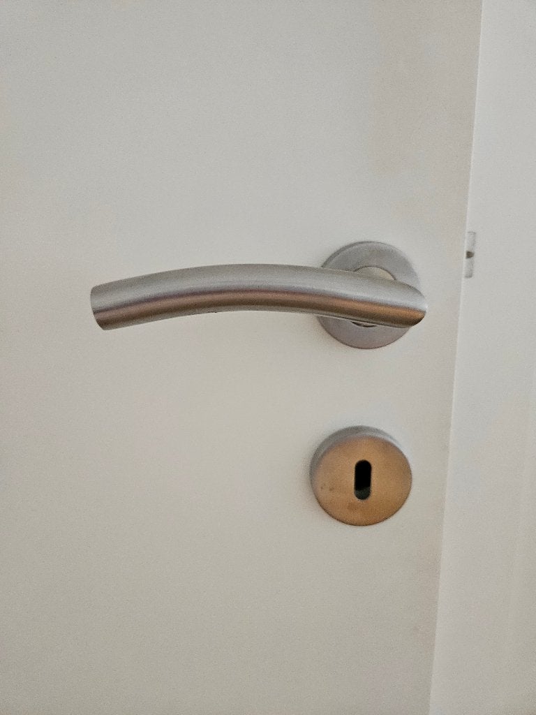 5 deurklinken met sleutelplaatjes en rozet, Ophalen of Verzenden, Zo goed als nieuw, Inox, Klink of Kruk