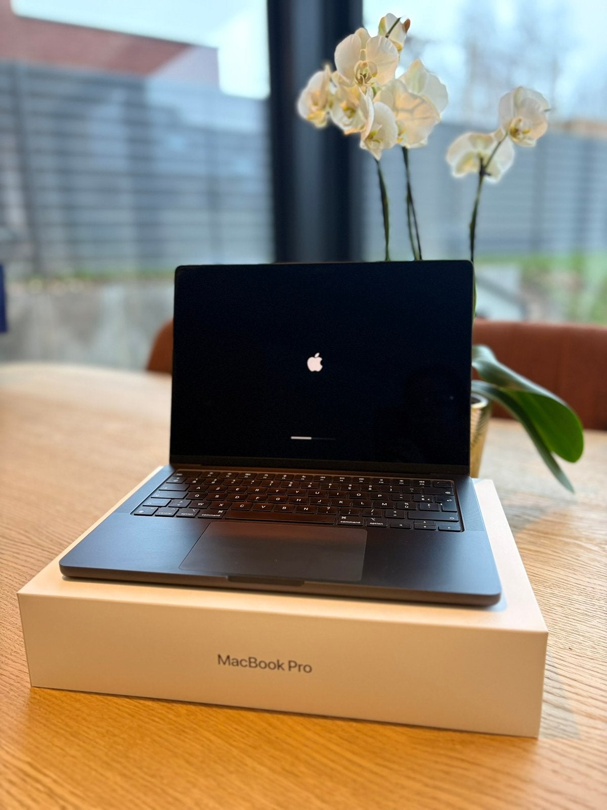 Je vends mon MacBook Pro 14 pouces – modèle A2779 (M2 Pro), Enlèvement, Comme neuf, MacBook