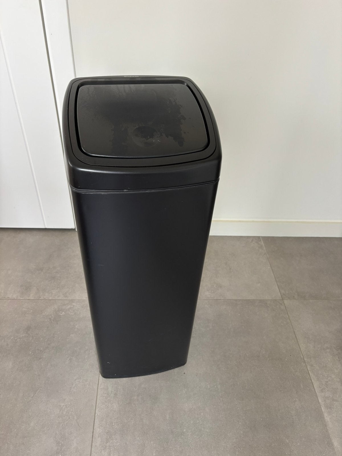 Brabantia vuilbak, Ophalen, Gebruikt