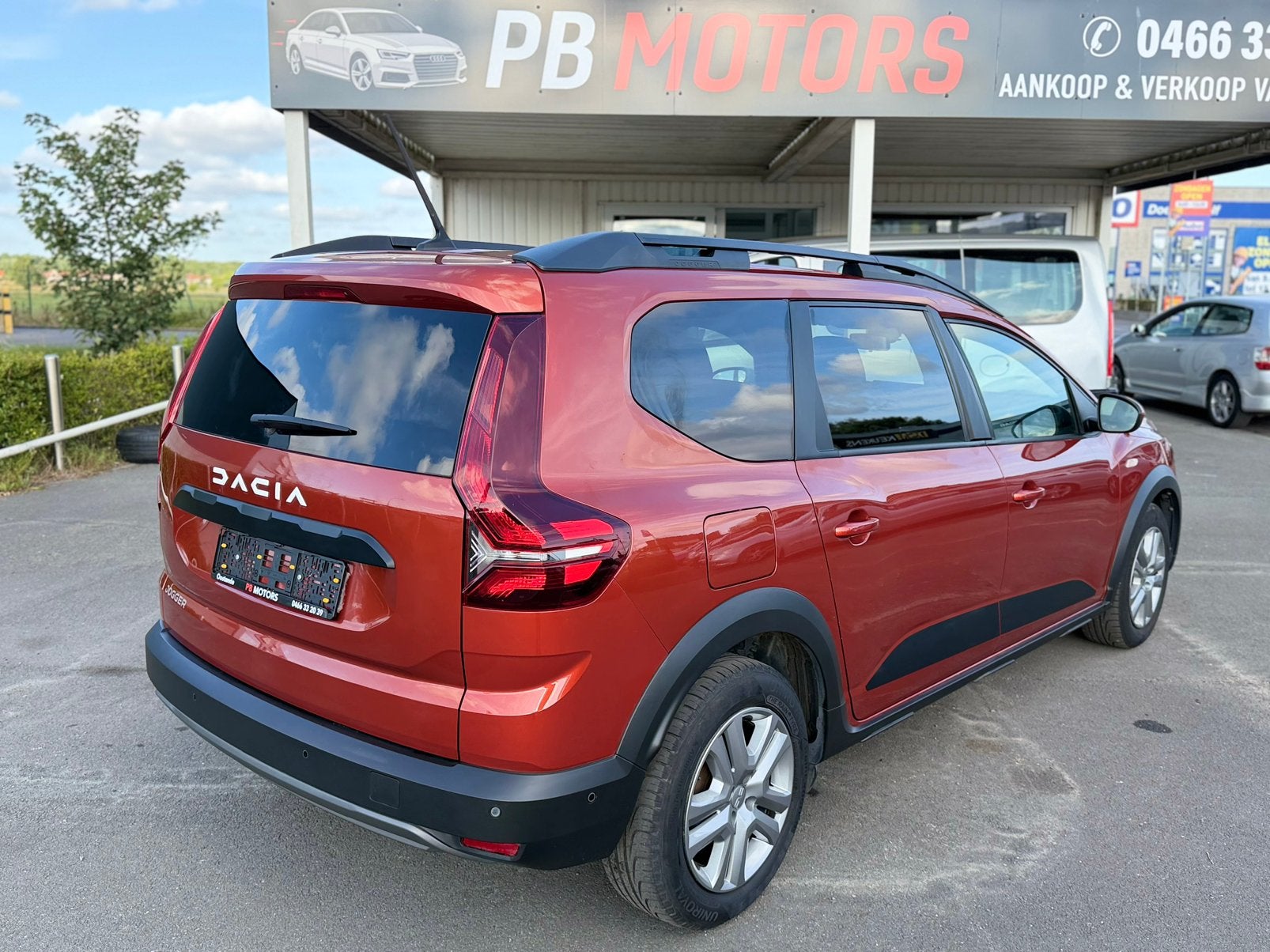 Dacia Jogger 1.0 TCe Bi-Fuel (Benzine/LPG) 7 Plaatsen – 2023, Auto's, Dacia, Bedrijf, Jogger, Airconditioning, Te koop