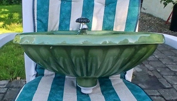 Vintage olijfgroene schelpwastafel (jaren 60/70), Ophalen, Zo goed als nieuw