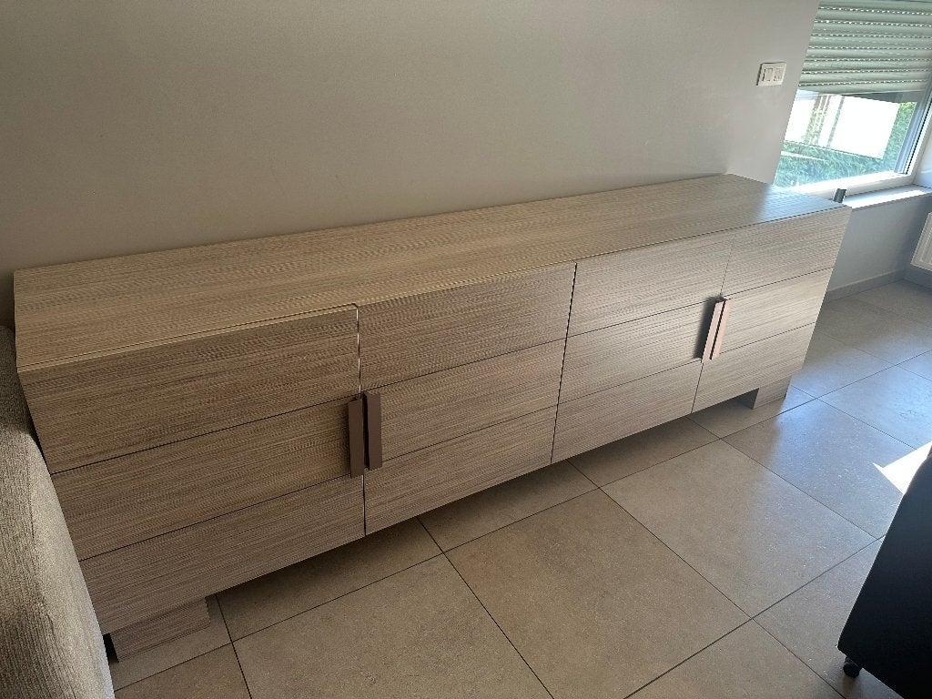 commode en barkast gratis afhalen lichte schade aan base, Huis en Inrichting, Kasten | Wandmeubels, Ophalen, Gebruikt, Met deur(en)