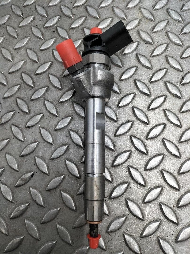 BMW X1 BRANDSTOF INJECTOR / VERSTUIVER 13538472208 2023, Enlèvement ou Envoi, Utilisé, ARN reconnu