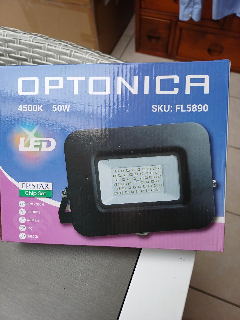 Led floodlight  50w=300 w 4250 lm, Overige typen, Ophalen of Verzenden, Netvoeding, 50 tot 250 watt