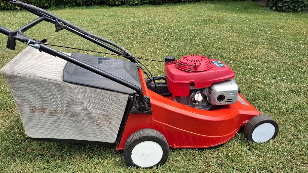 grasmaaier met honda motor, Tuin en Terras, Grasmaaiers, Ophalen, Cirkelmaaier, Stiga, Zo goed als nieuw