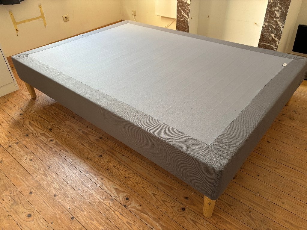 Matrasbodem Ikea Lyngör, Huis en Inrichting, Ophalen, 140 cm, Zo goed als nieuw, Twijfelaar