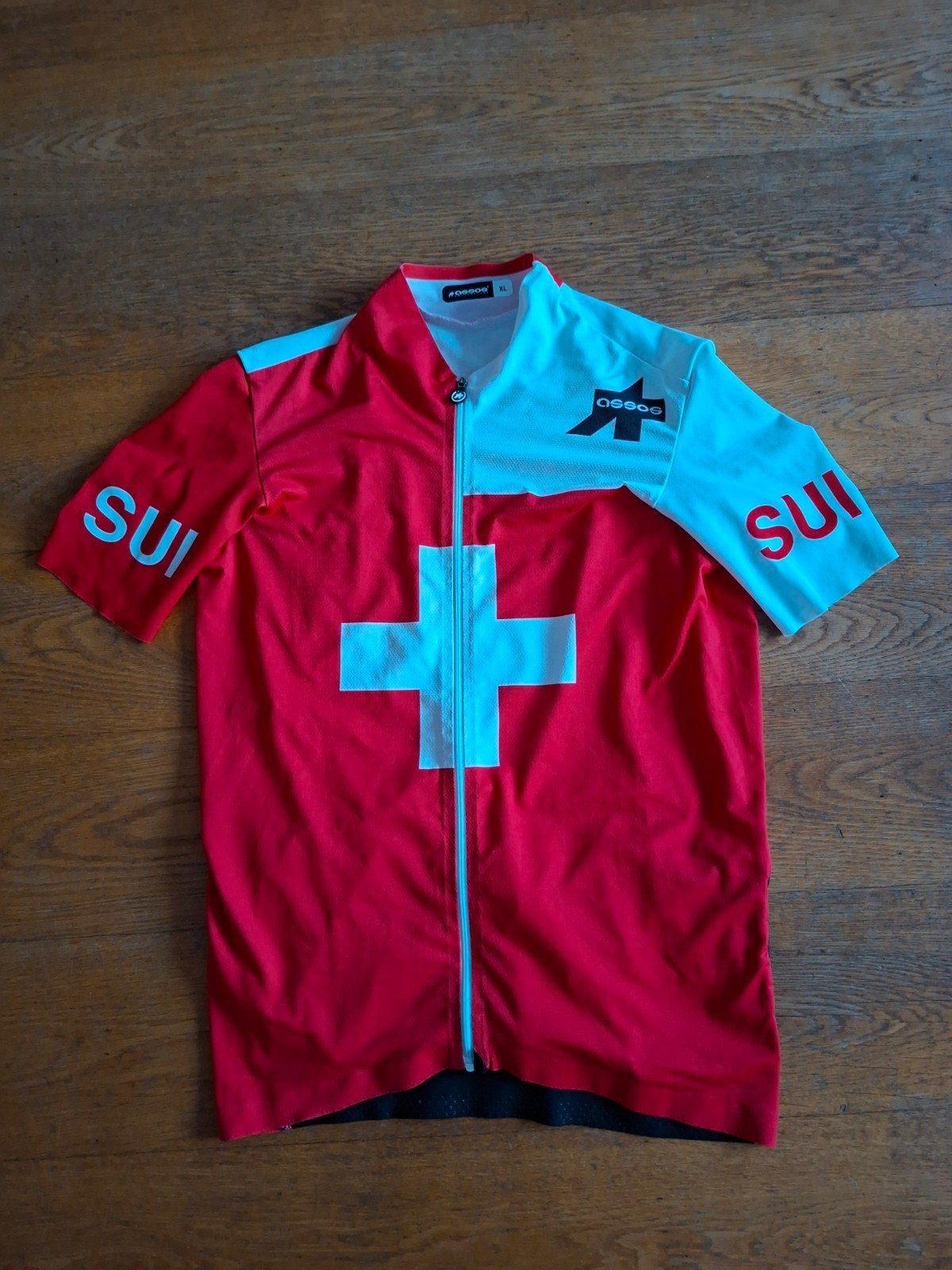 Assos Equipe RS Suisse Fietsshirt XL, Fietsen en Brommers, Fietsaccessoires | Fietskleding, Verzenden, XL