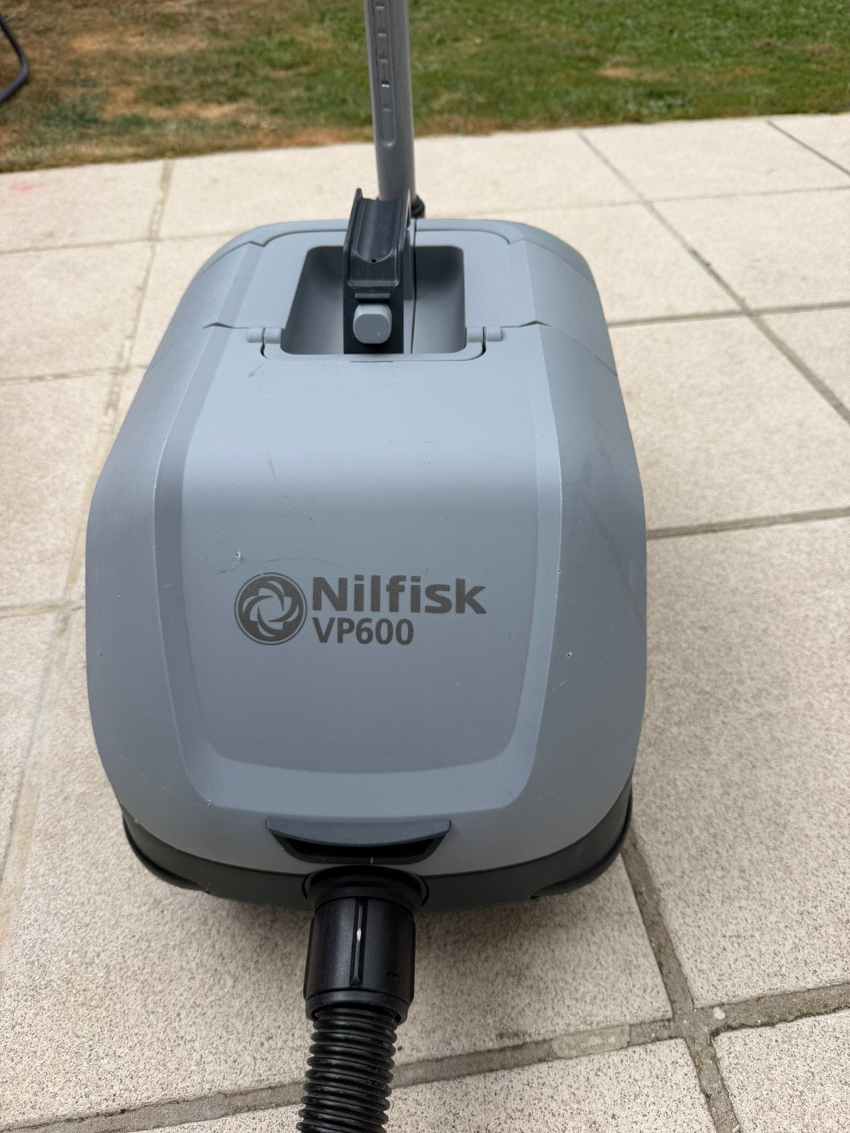 Nilfisk VP600 en bon état, Electroménager, Aspirateurs, Enlèvement, Utilisé, Moins de 1 200 watts, Autres marques