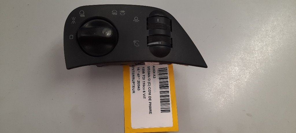 COMMUTATEUR Audi A3 Limousine (8VS / 8VM) (8L1941531E), Utilisé, Audi