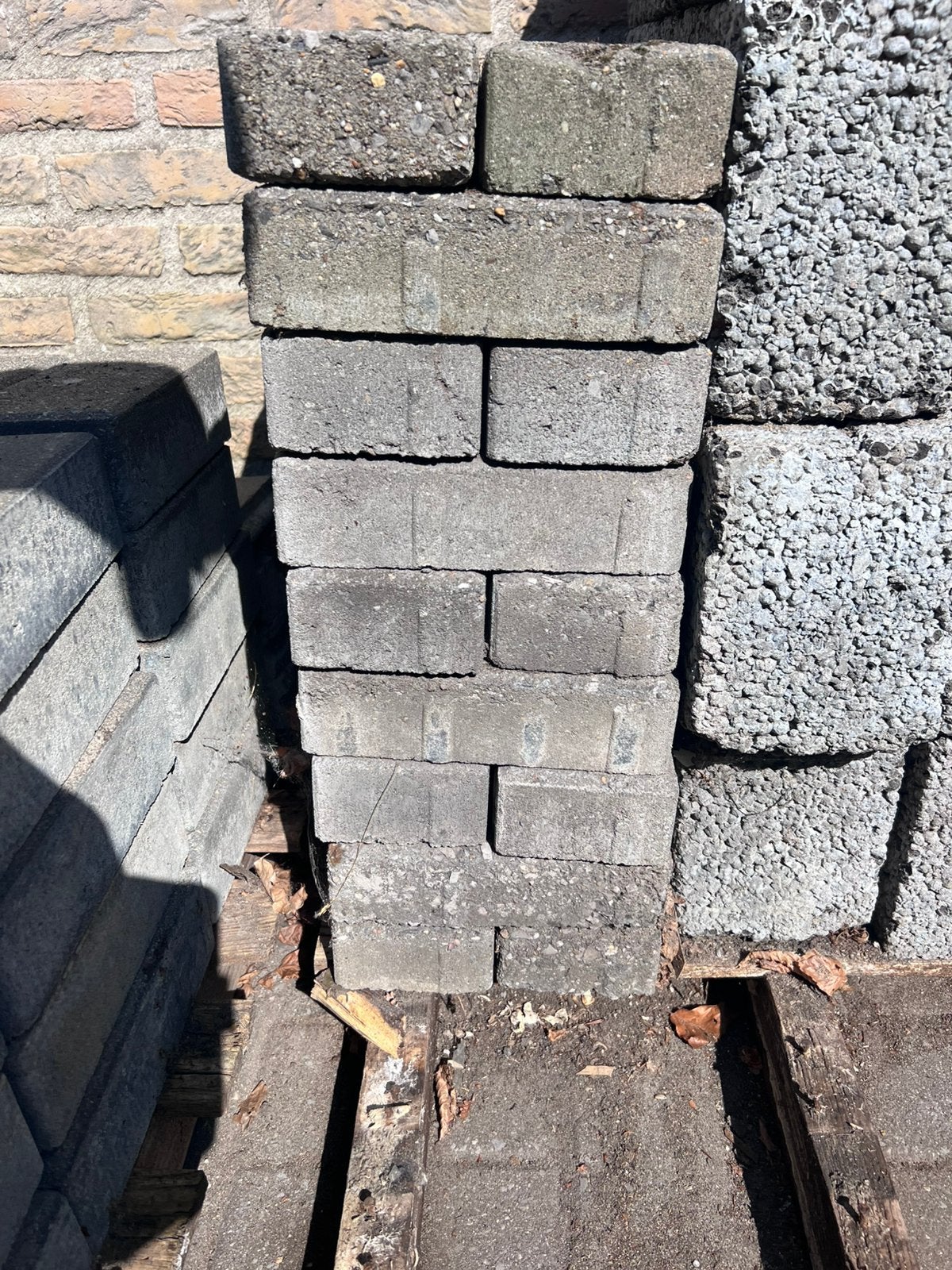 32 Klinkers 21-10,5 x 6cm, Ophalen, Gebruikt, Klinkers, Minder dan 5 m²