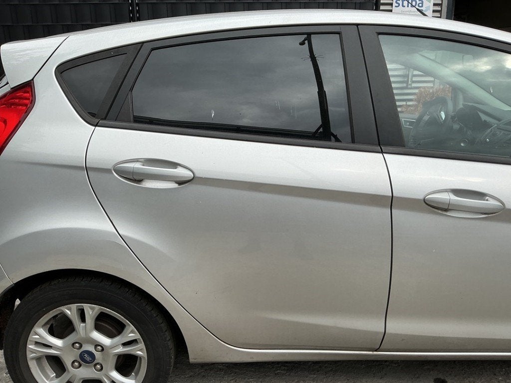 PORTIER RECHTS ACHTER Ford Fiesta 6 (JA8) (01-2008/01-2018), Gebruikt, Deur, Achter, Henry-Ford-Straße  1
50735  Köln, DE