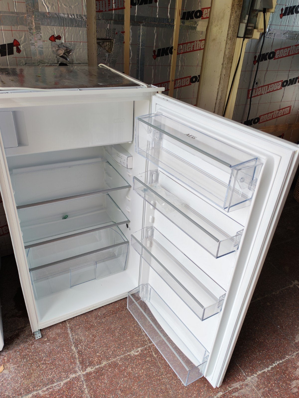 inbouwkoelkast AEG, Elektronische apparatuur, Koelkasten en IJskasten, Ophalen, Zo goed als nieuw, Met vriesvak