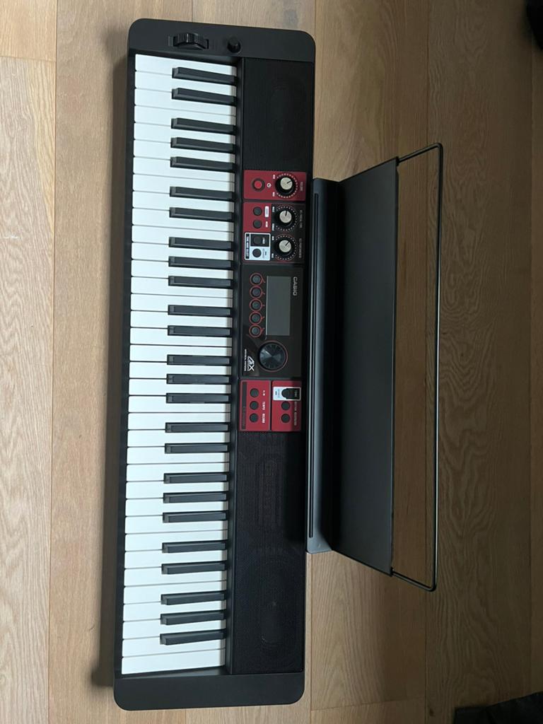 Casio CT-S1000V, Musique & Instruments, Claviers, Comme neuf, 61 touches, Casio, Sensitif, Connexion MIDI, Enlèvement