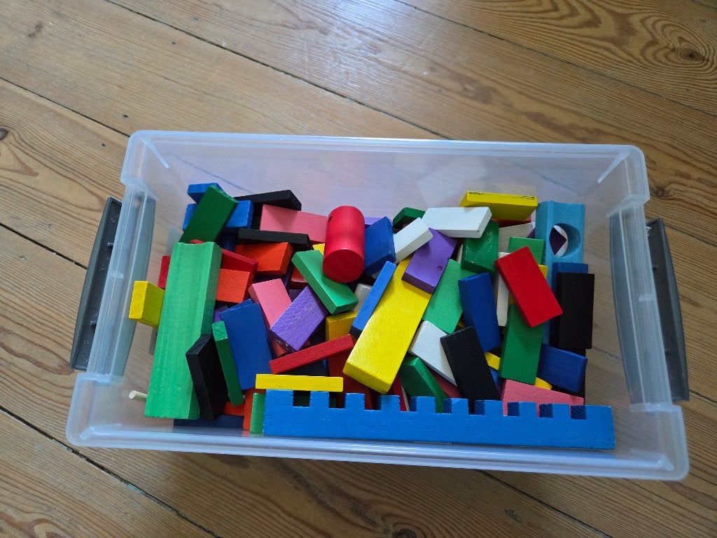 doos domino stenen hout zgan, Kinderen en Baby's, Ophalen of Verzenden, Zo goed als nieuw, Overige typen