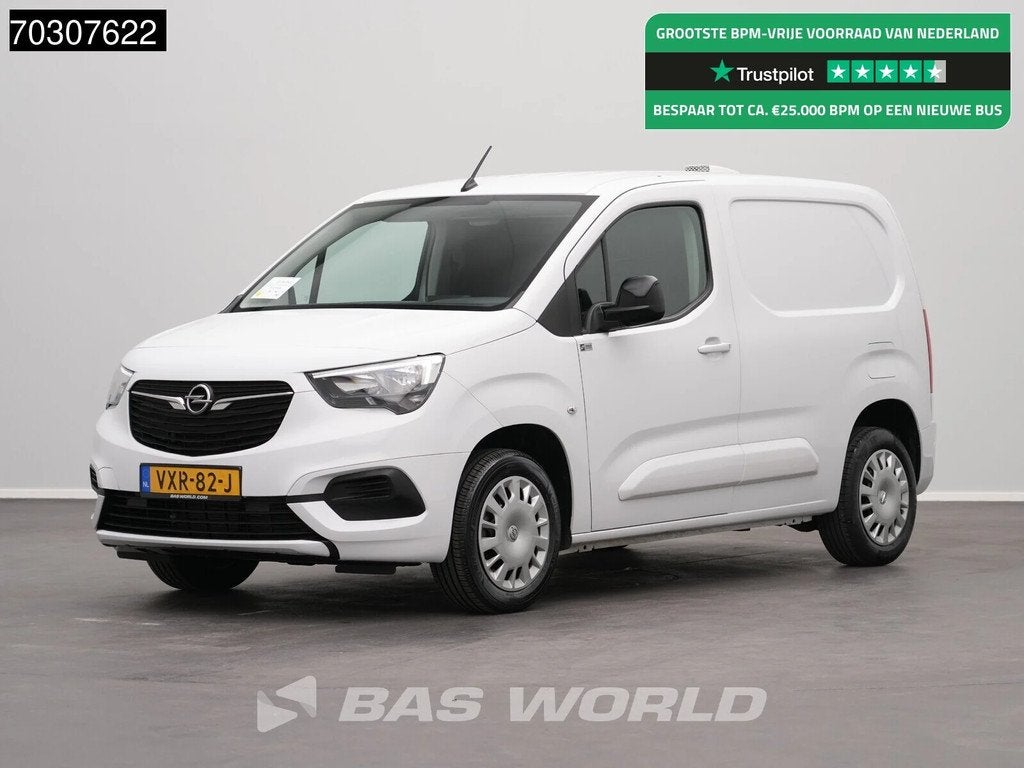 Opel Combo 110pk Benzine L1H1 LED Airco Cruise Parkeersensor, Auto's, Stof, Euro 6, 1199 cc, Wit
