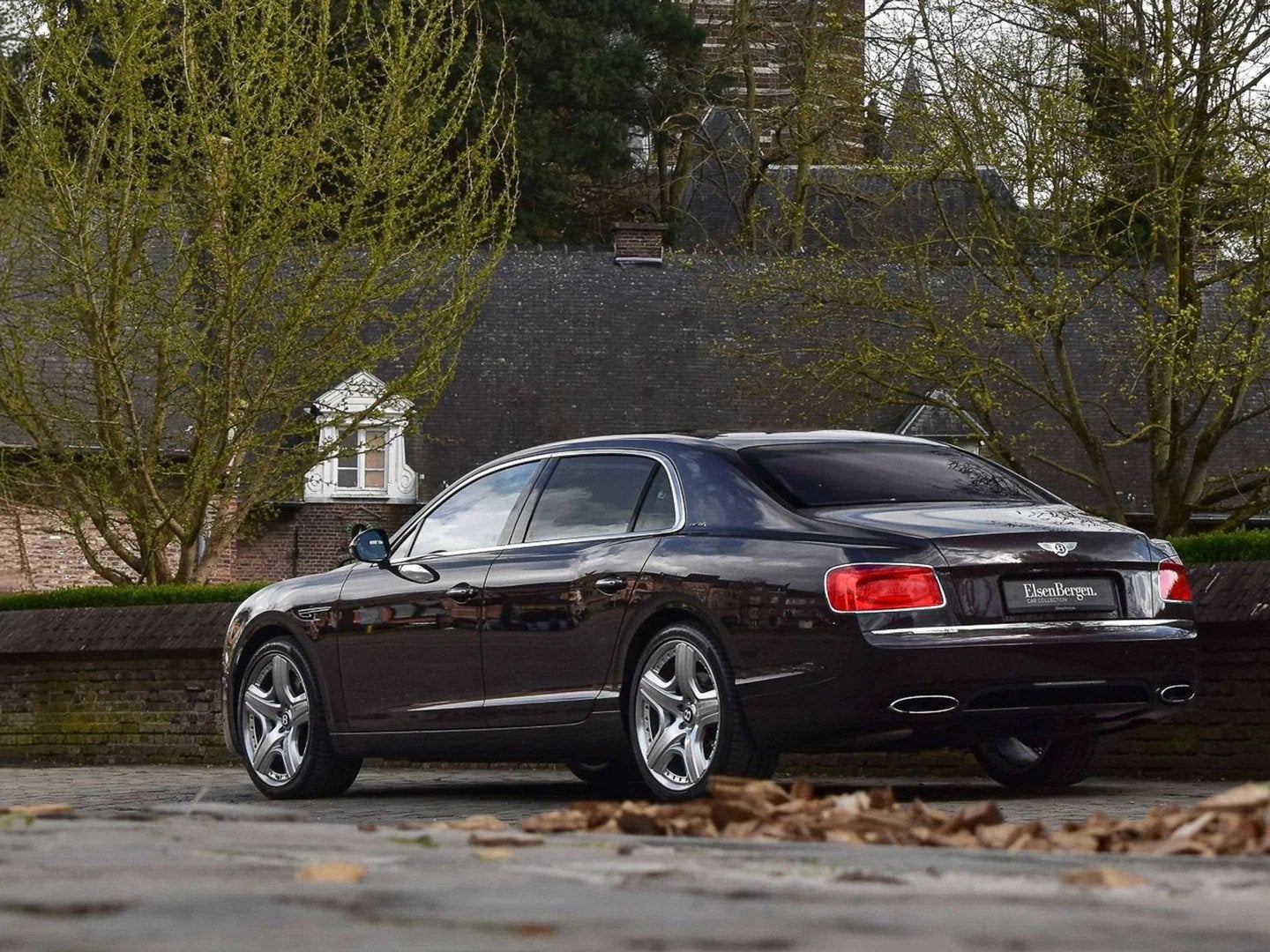 Bentley Flying Spur W12 / Havana Metallic / Bentley History, Auto's, Bentley, Automaat, Adaptive Cruise Control, 12 cilinders