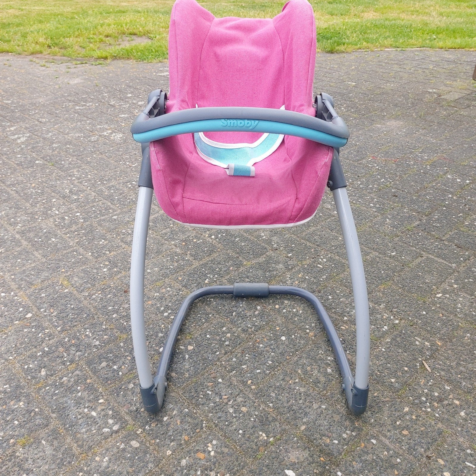 Poppen eetstoel afneembaar als maxicosie, Ophalen