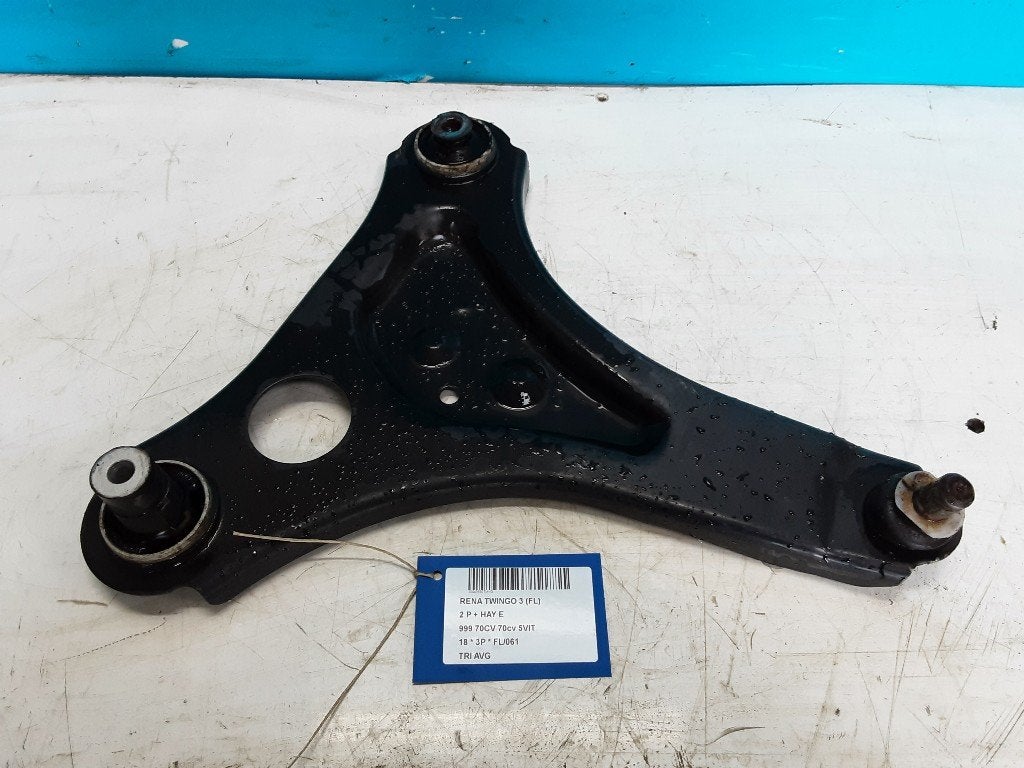 DRAAGARM LINKS VOOR Renault Twingo III (AH), Gebruikt, Renault, Peter-Huppertz-Straße 5
51063  Köln, DE, Dialog.deutschland@renault.de