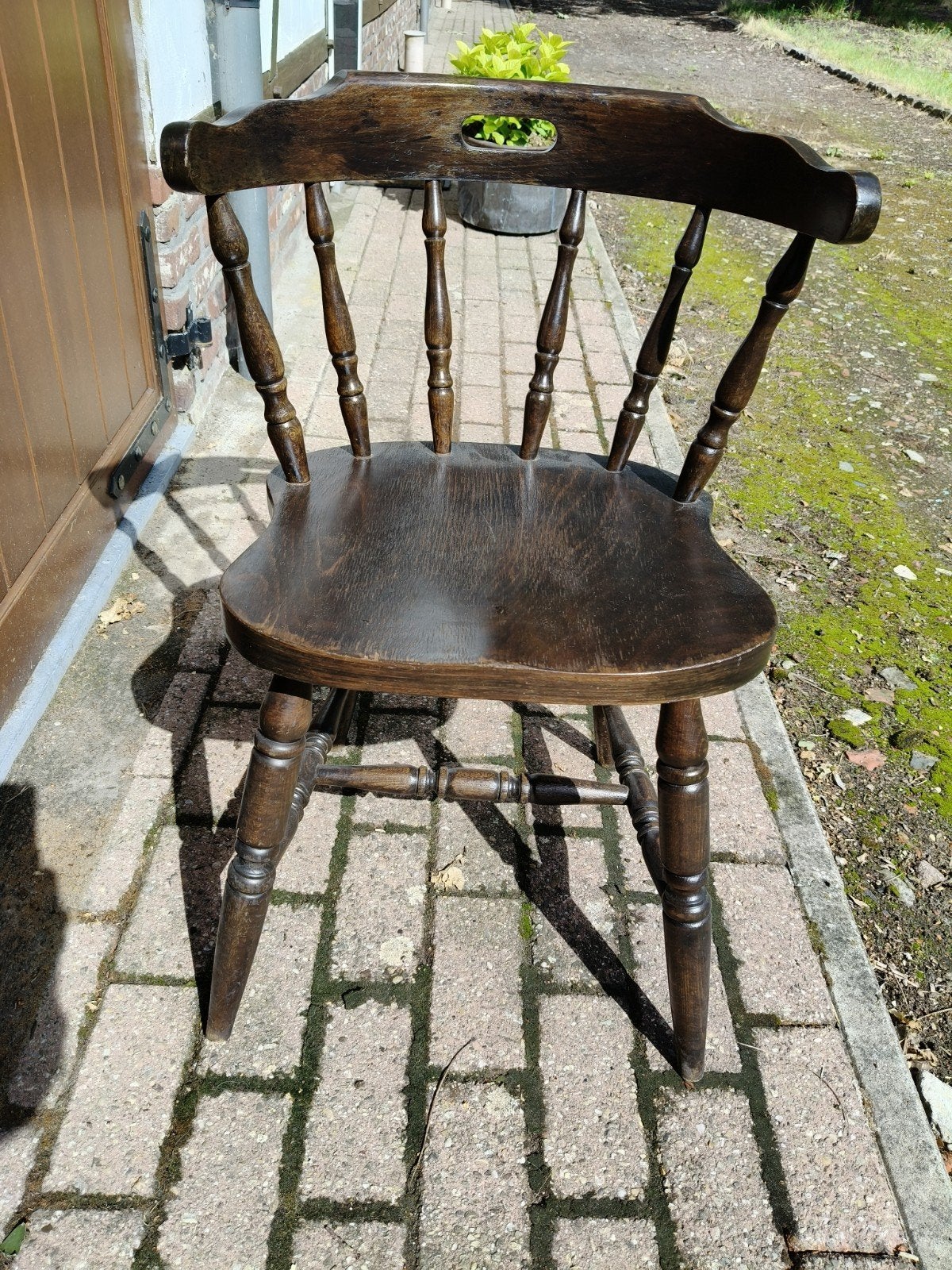 Kafestoelen met armleuning, Ophalen