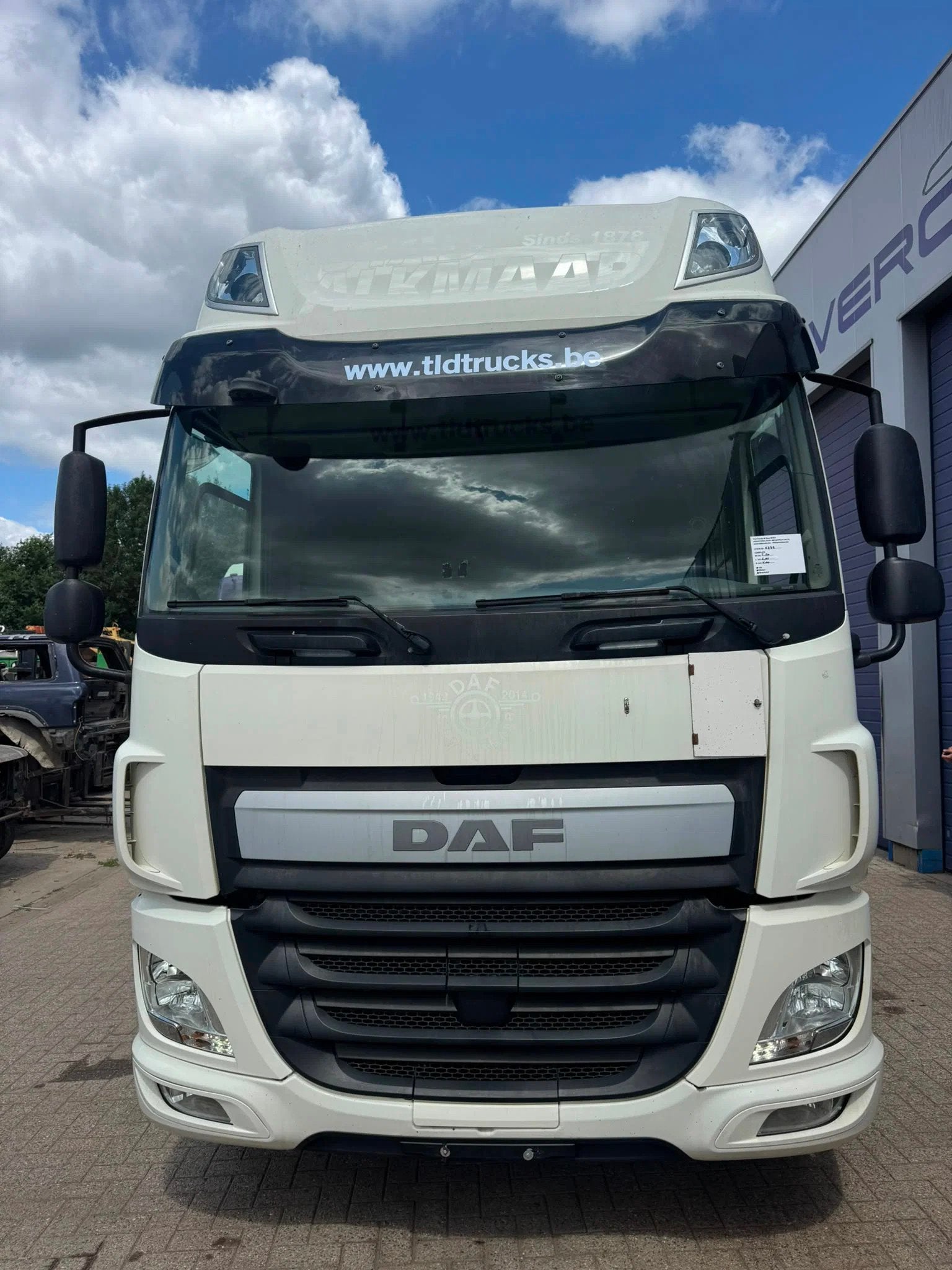 DAF CF 370 *NL TRUCK-EURO 6-NO ERRORS* (bj 2015), Auto's, Automaat, Achterwielaandrijving, 271 kW, Wit