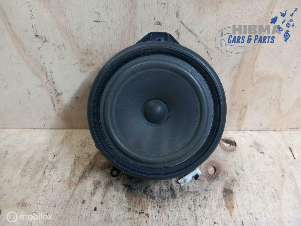 Audi A4 Avant B7 Luidsspreker Voor / Achter 8E0035411 04-11, Audi, Enlèvement ou Envoi, Audi, Utilisé