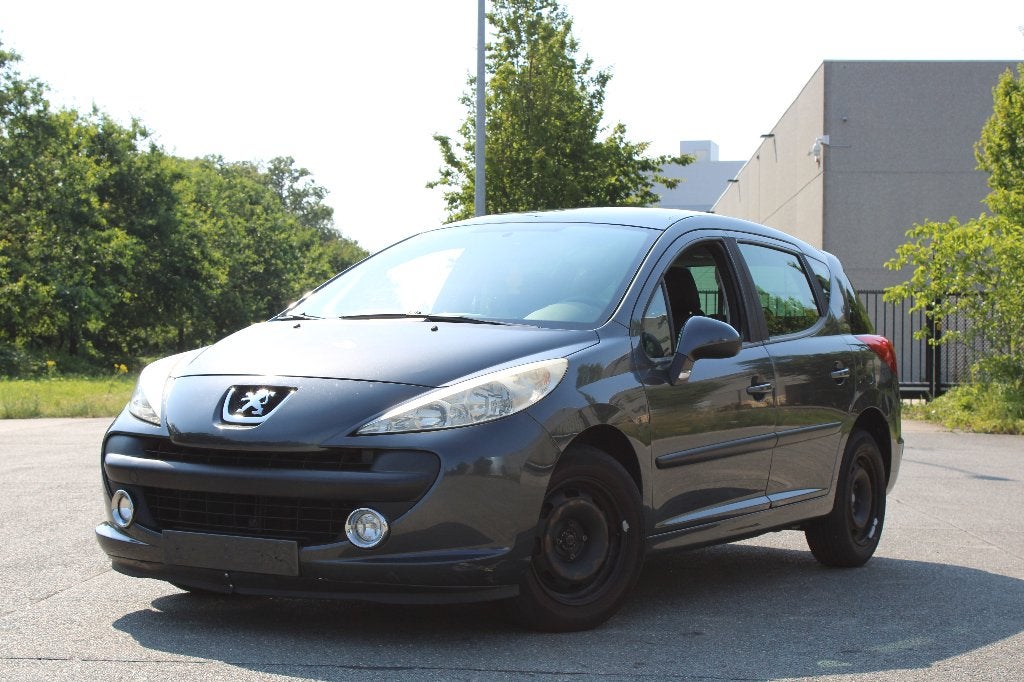 Peugeot 207 SW 1.4i 16v Trendy, Autos, Peugeot, Entreprise, Achat, ABS, Airbags, Ordinateur de bord, Verrouillage central, Electronic Stability Program (ESP)