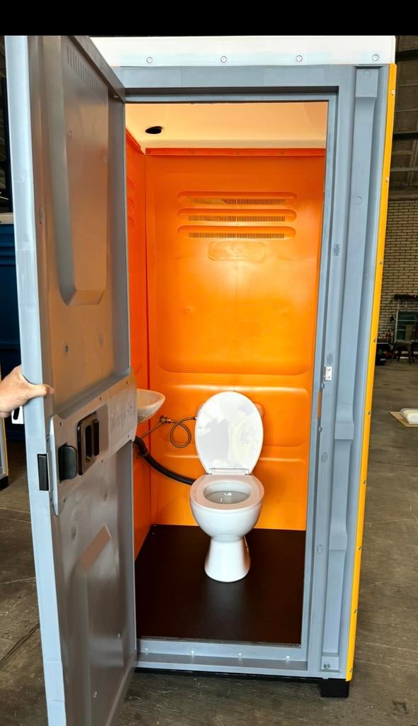 Toiletwagen unit, Doe-het-zelf en Bouw, Ophalen, Zo goed als nieuw