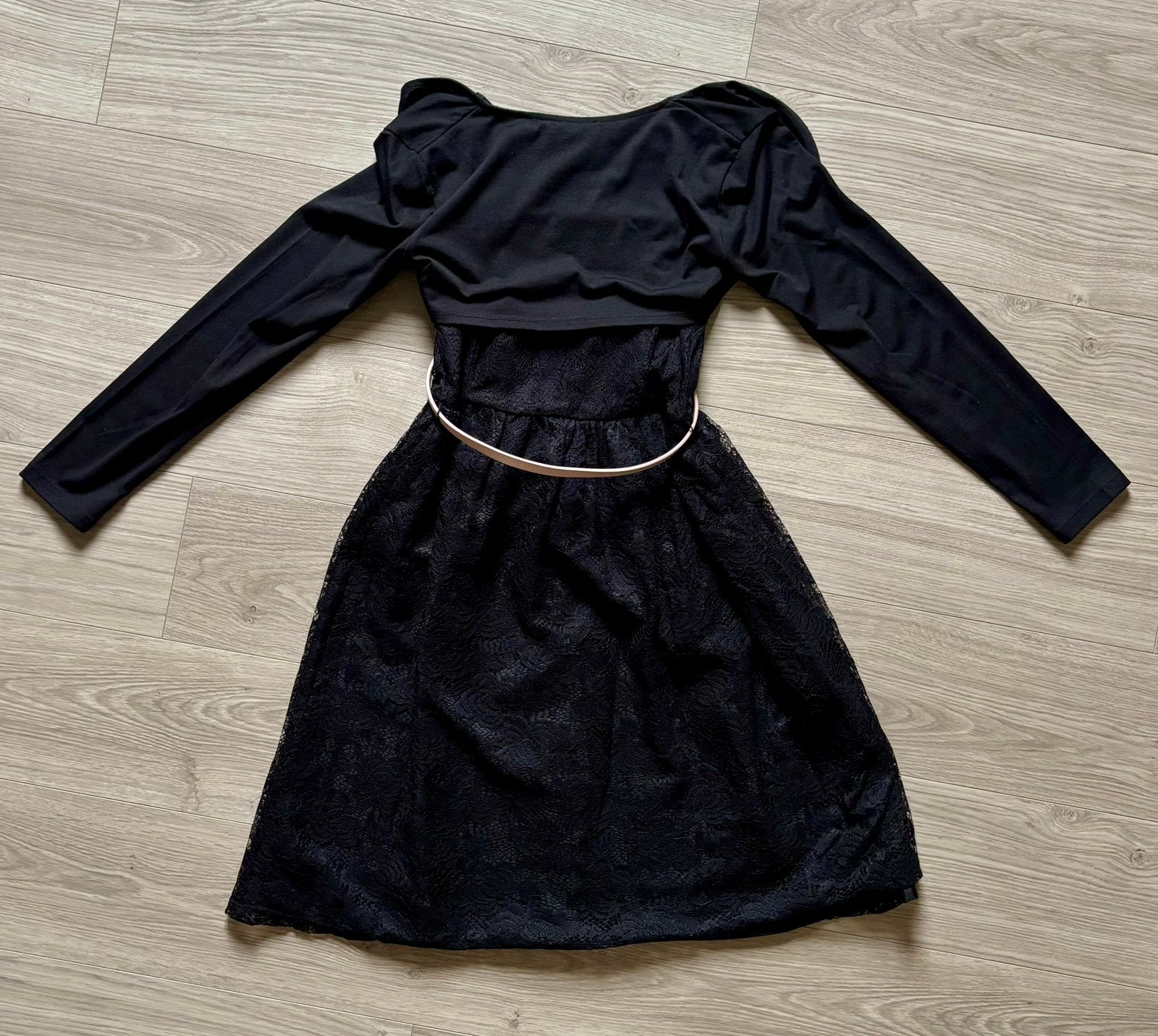 Mooie, zwarte jurk met bijbehorende bolero. Maat 152, Enlèvement ou Envoi, Comme neuf, Fille, Robe ou Jupe