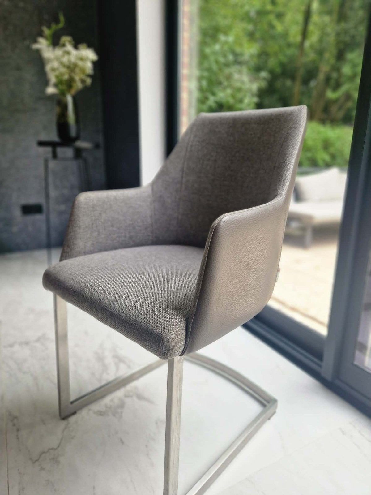 design eetkamerstoelen, Huis en Inrichting, Ophalen, Gebruikt, Moderne design contemporain, Grijs